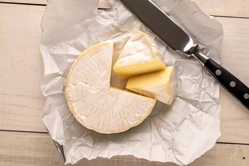 บรีชีส (Brie Cheese) คือชีสประเภทใด? รวมวิธีทานบรีชีสให้อร่อย