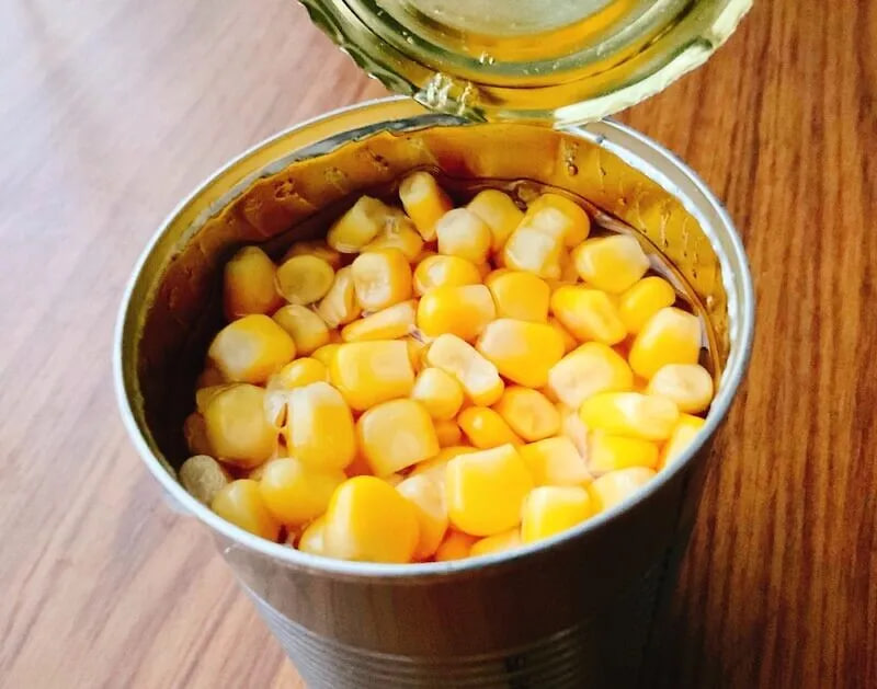 เปิดกระป๋องแล้วเก็บอย่างไร? วิธีถนอม “ข้าวโพดกระป๋อง” ให้สดอร่อยนาน คำแนะนำจากเชฟญี่ปุ่น พร้อมเทคนิคเก็บทั้งแบบแช่เย็นและแช่แข็ง