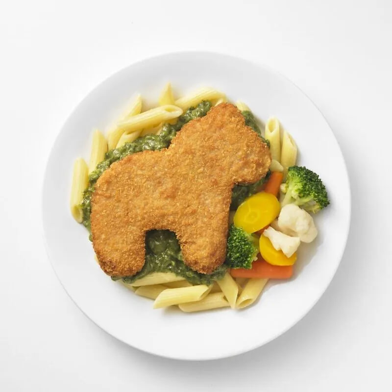 ของกินสไตล์ตลาดกลางคืนแปลงโฉมเป็น “เบอร์เกอร์ข้าวไส้ไส้กรอก” และของหวานที่สายหวานห้ามพลาด “ซอฟต์ครีมรสทาร์ตไข่คาราเมล”